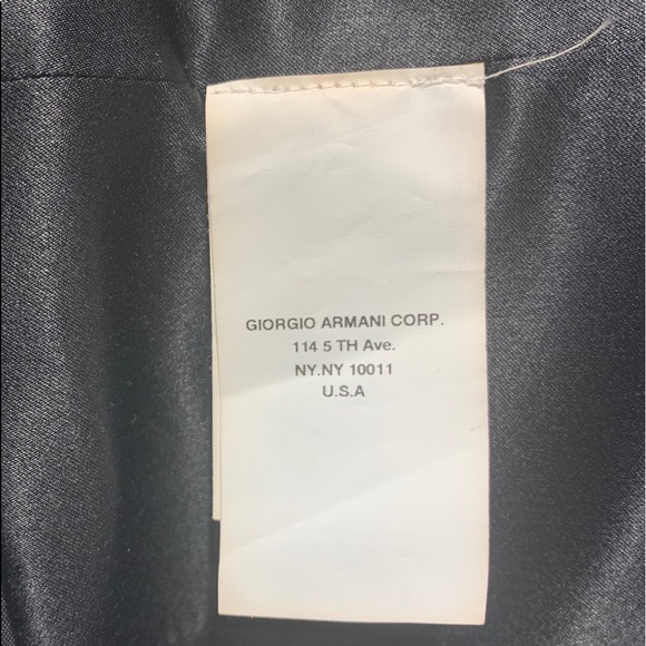 ARMANI COLLEZIONI leather jacket. Size 8. - Picture 4 of 7